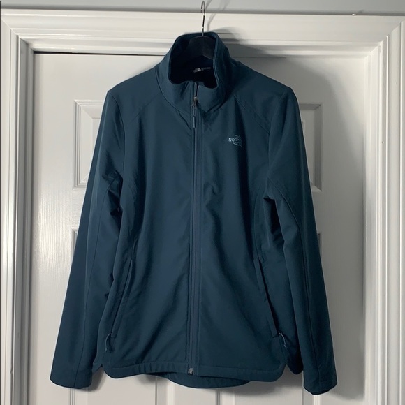 The North Face Jackets & Blazers - The North Face jacket